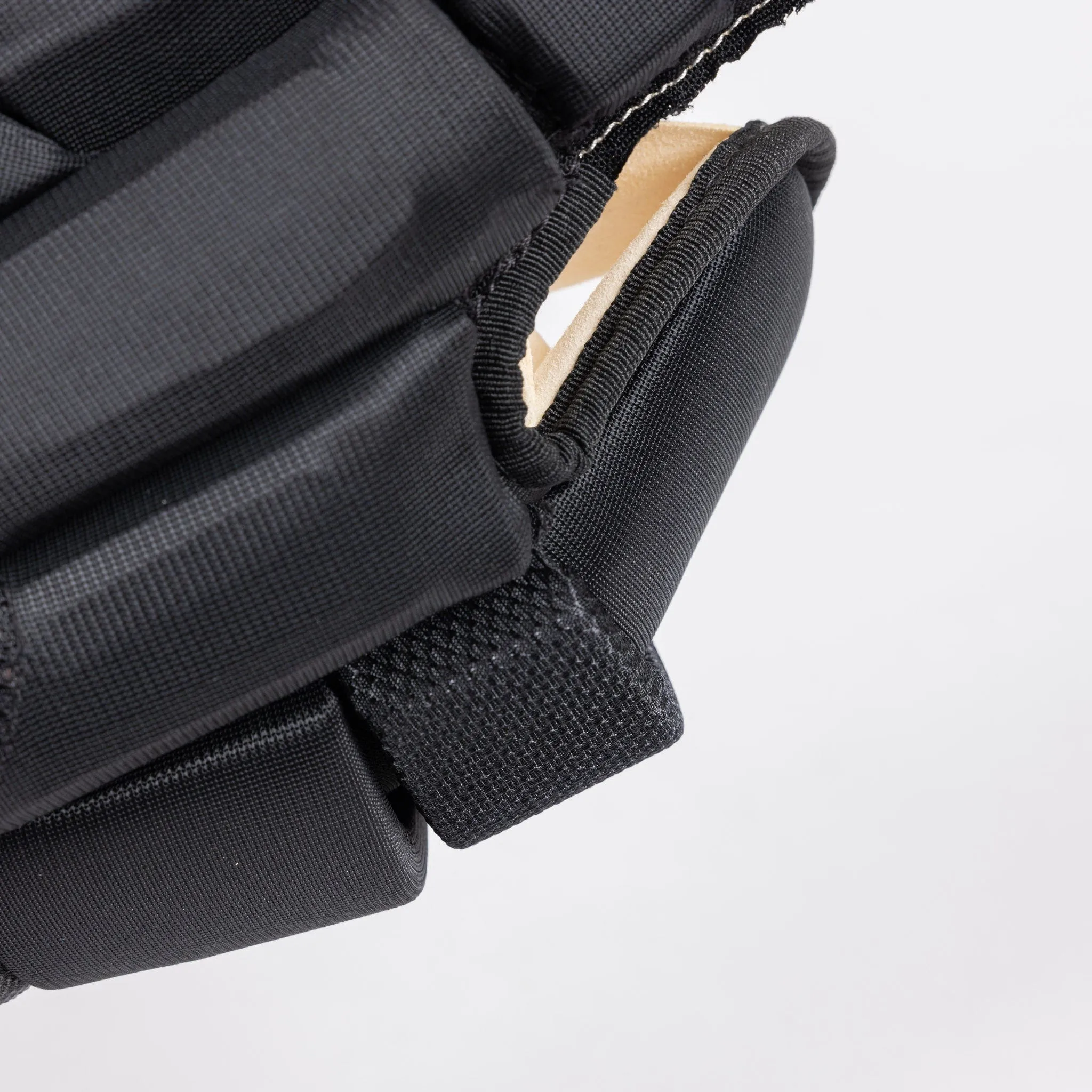 TRUE Catalyst Pro Stock Senior Hockey Glove - Ottawa