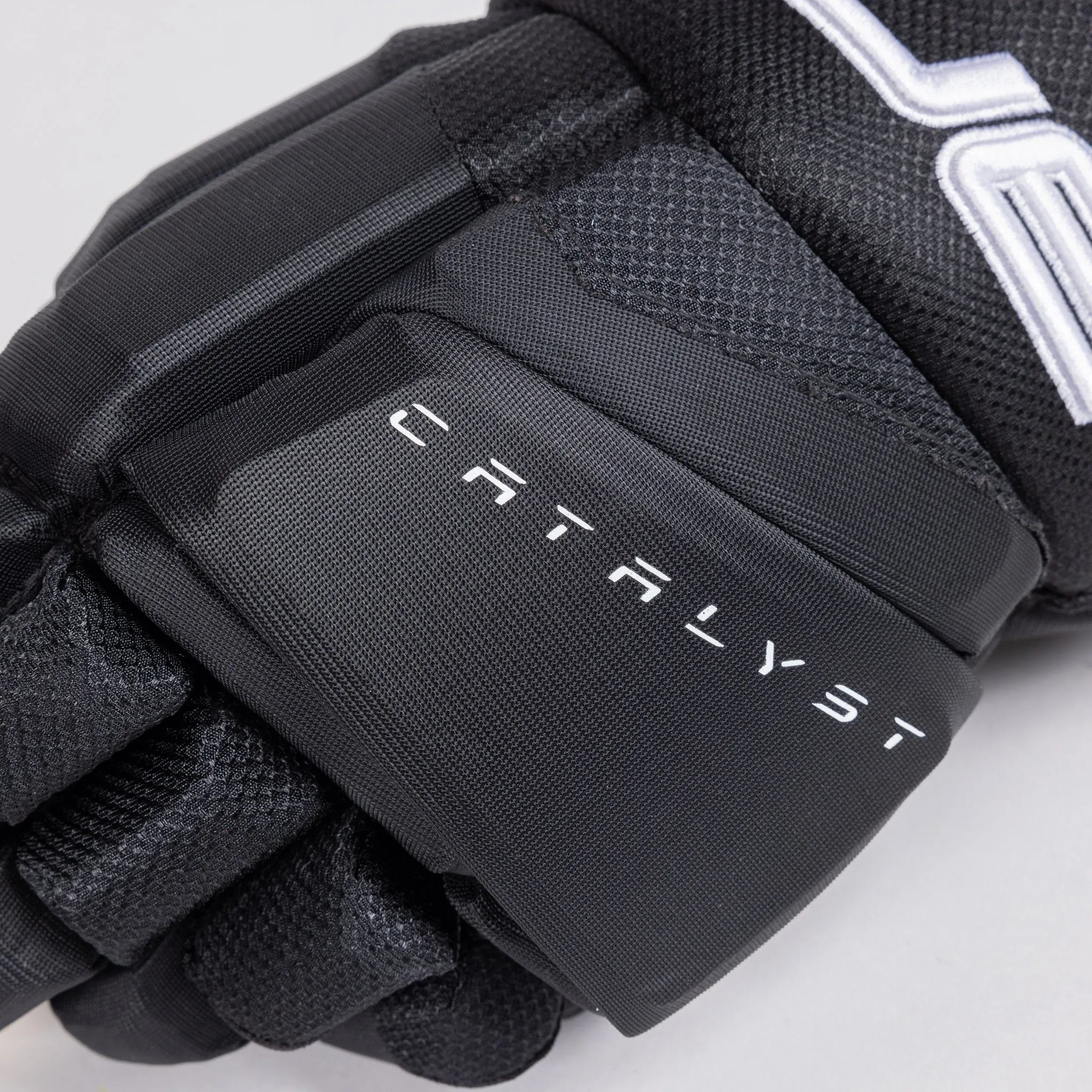 TRUE Catalyst Pro Stock Senior Hockey Glove - Winnipeg