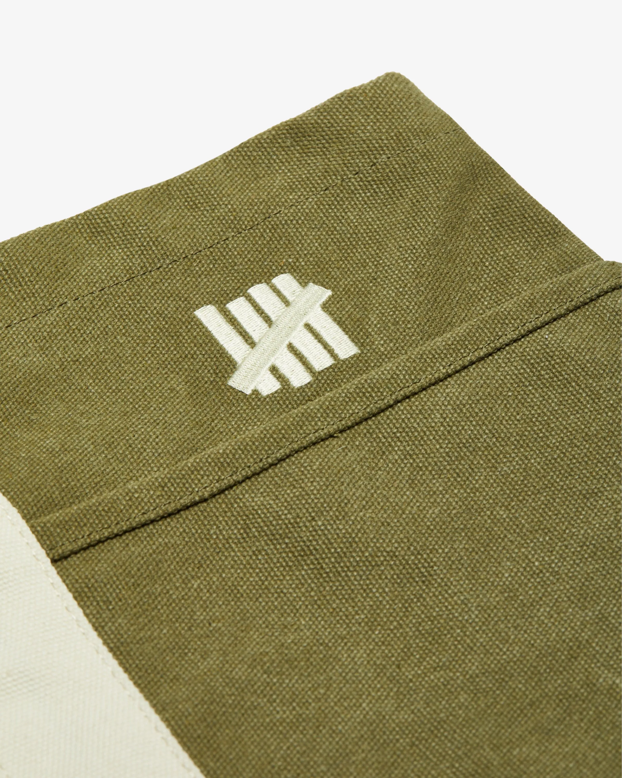 UNDEFEATED EVERYDAY TOTE