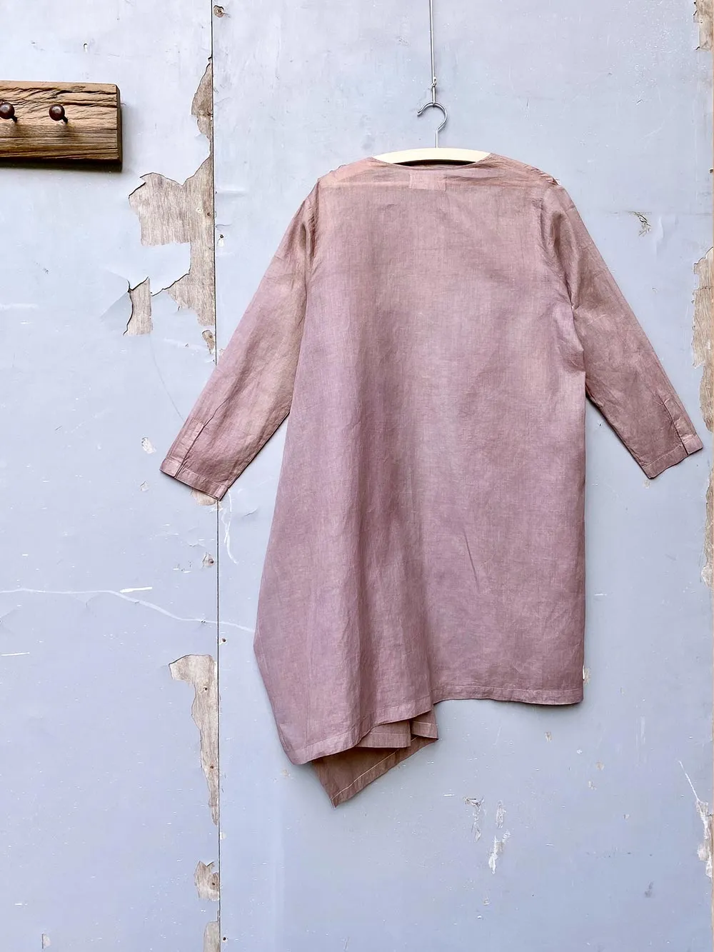 Urvashi Kaur   I   Metric Overlay