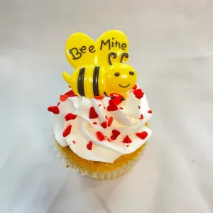 Valentine Cupcake: 'Bee Mine'