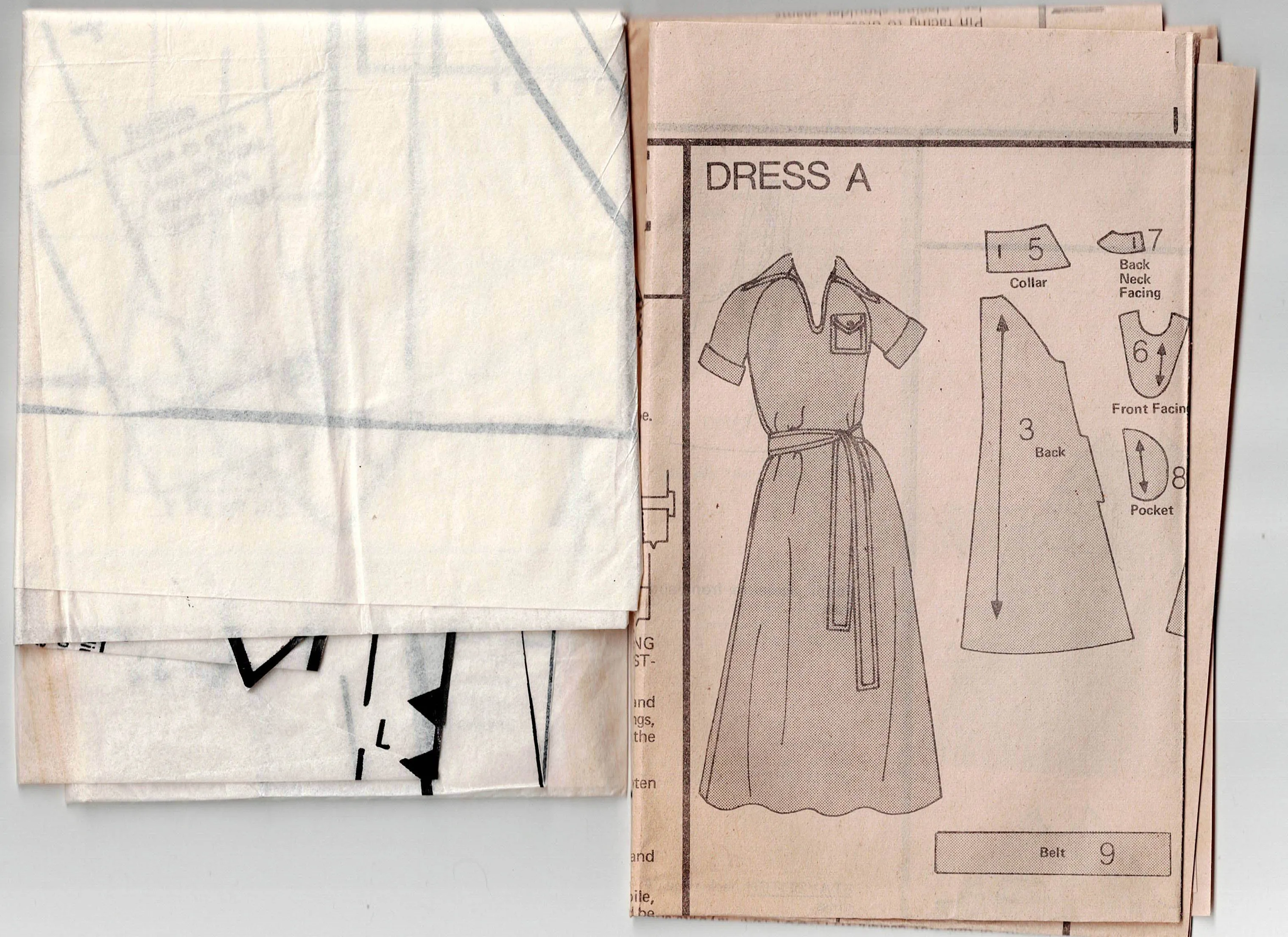 Very Easy Vogue 9769 Womens Easy Raglan Sleeved Dress 1970s Vintage Sewing Pattern Size 12 Bust 34 Inches