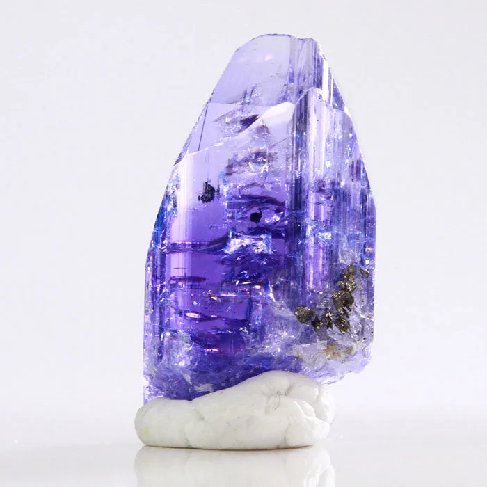 Vibrant 18.17ct Raw Tanzanite Crystal