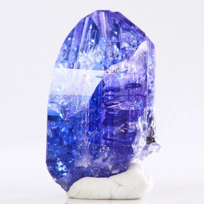 Vibrant 18.17ct Raw Tanzanite Crystal