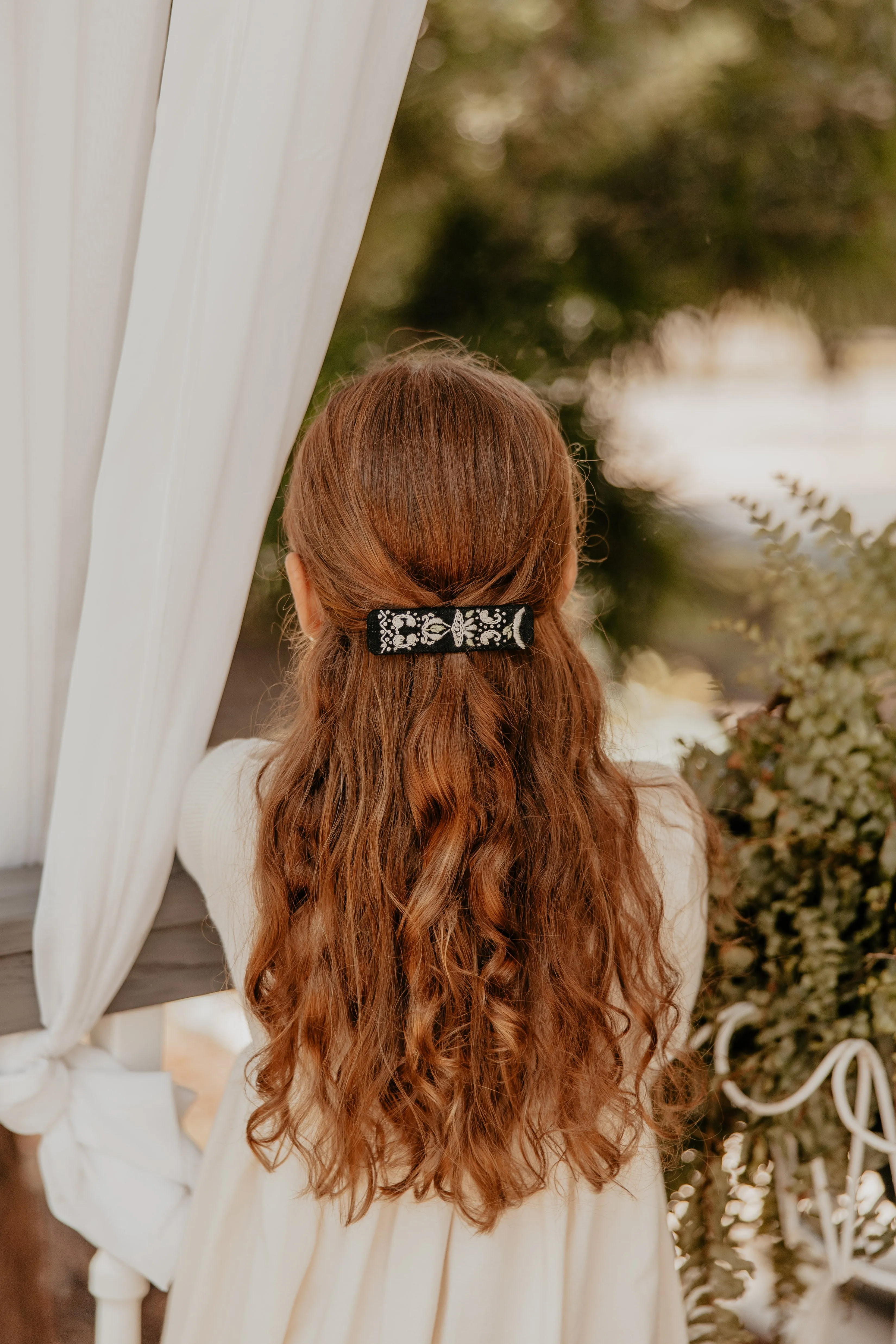 Vintage Black/Ivory Barrette