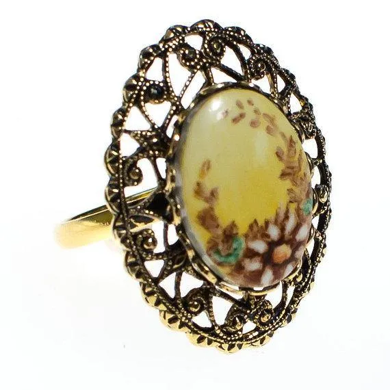 Vintage Daisy Ring with Filigree Setting, Adjustable, Antique Gold Tone