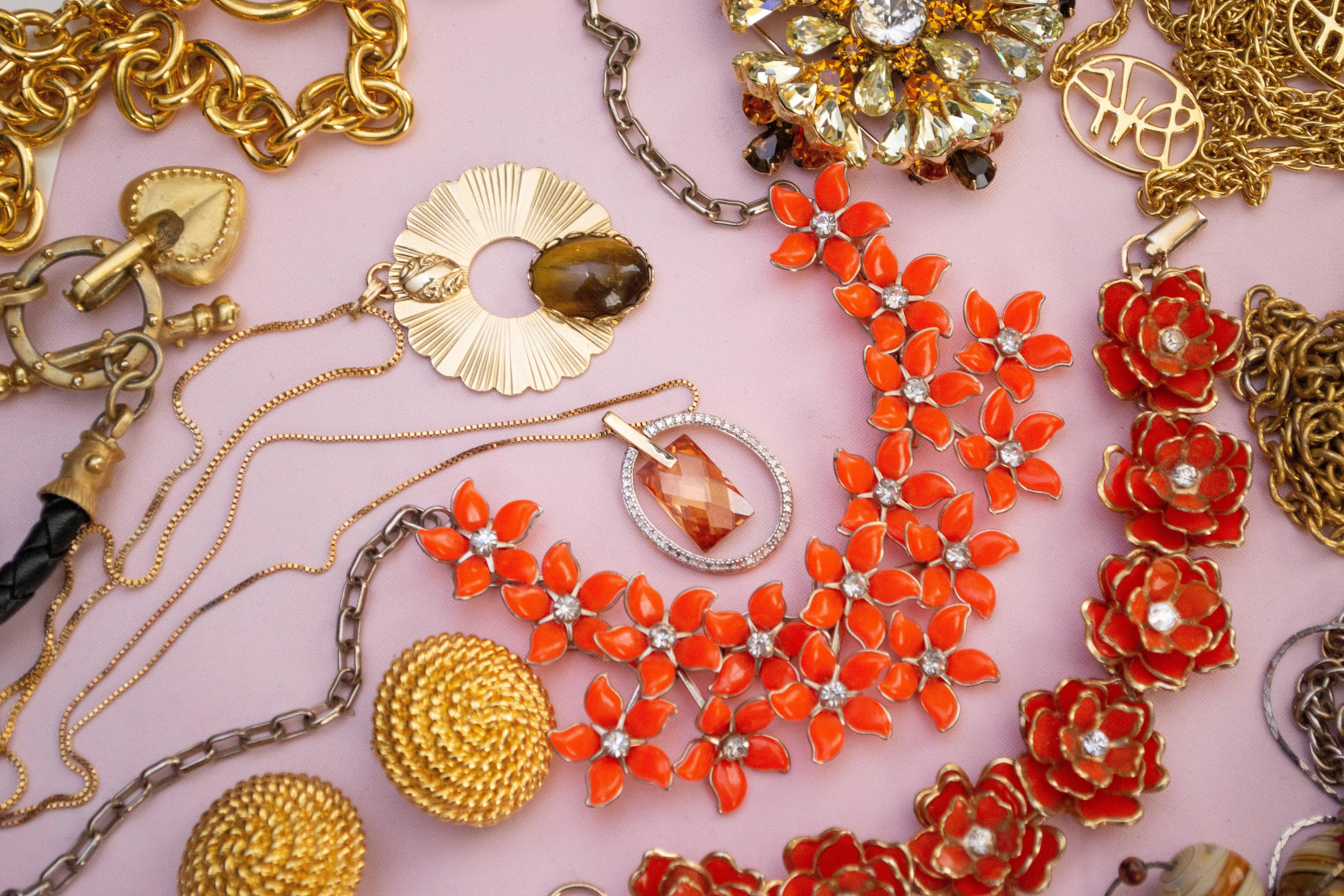 Vintage Orange Thermoset Flower Necklace, Orange Lucite Flowers, Silver Tone Chain, Rhinestones, Fish Hook Clasp