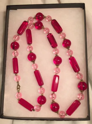 Vtg 1960's RED & PINK LUCITE Beads 26" long