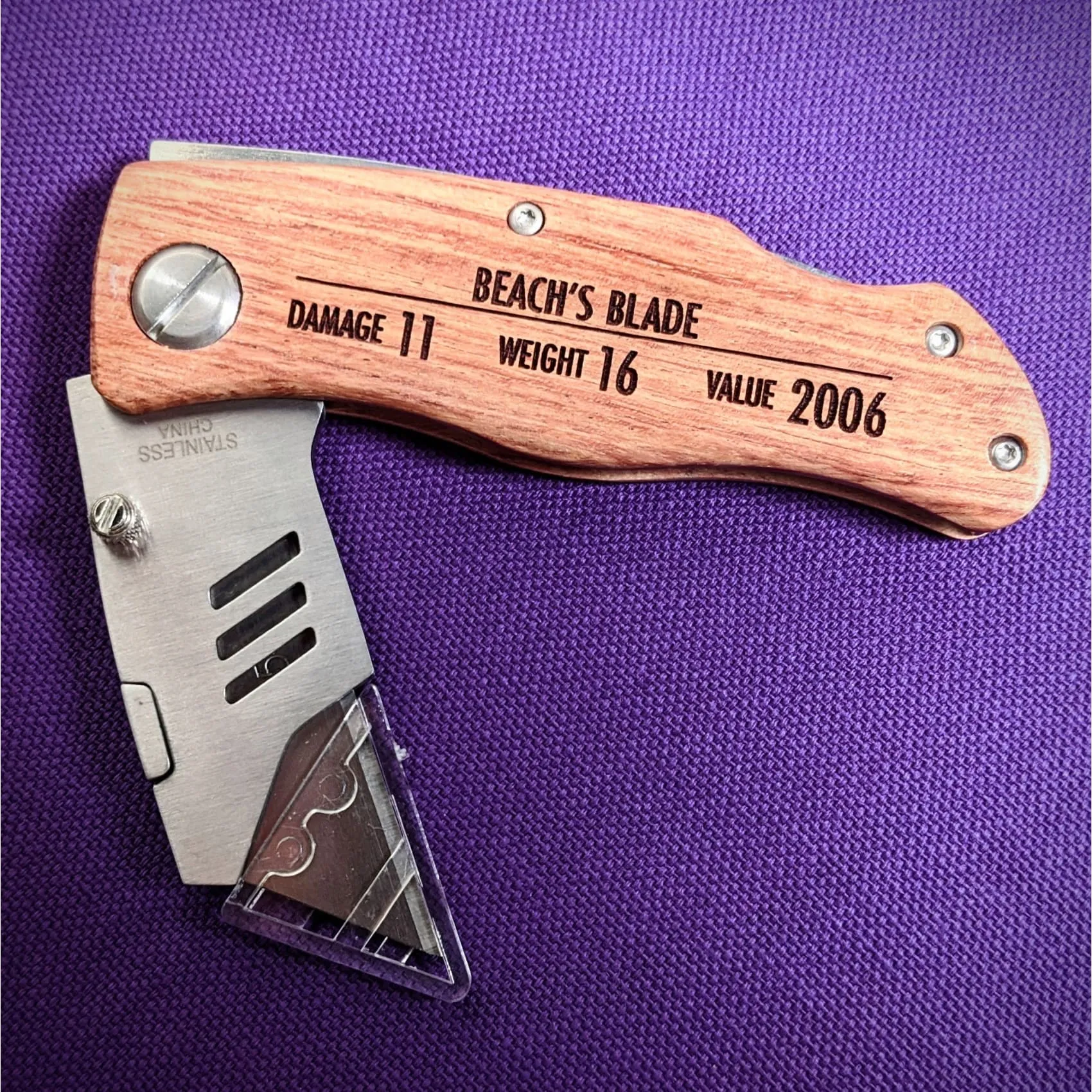 Wood Handle Utility Knife